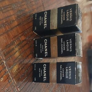 CHANEL Nail Enamel